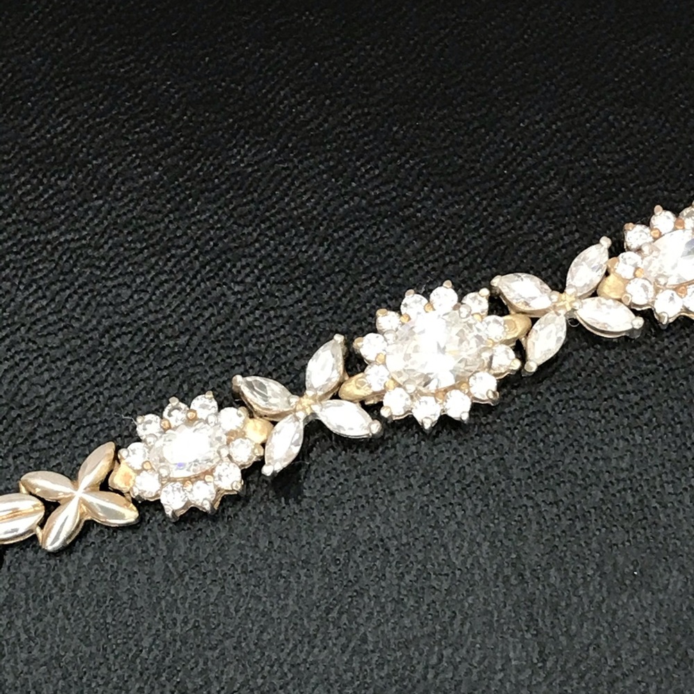 Gorgeous sterling CZ bracelet